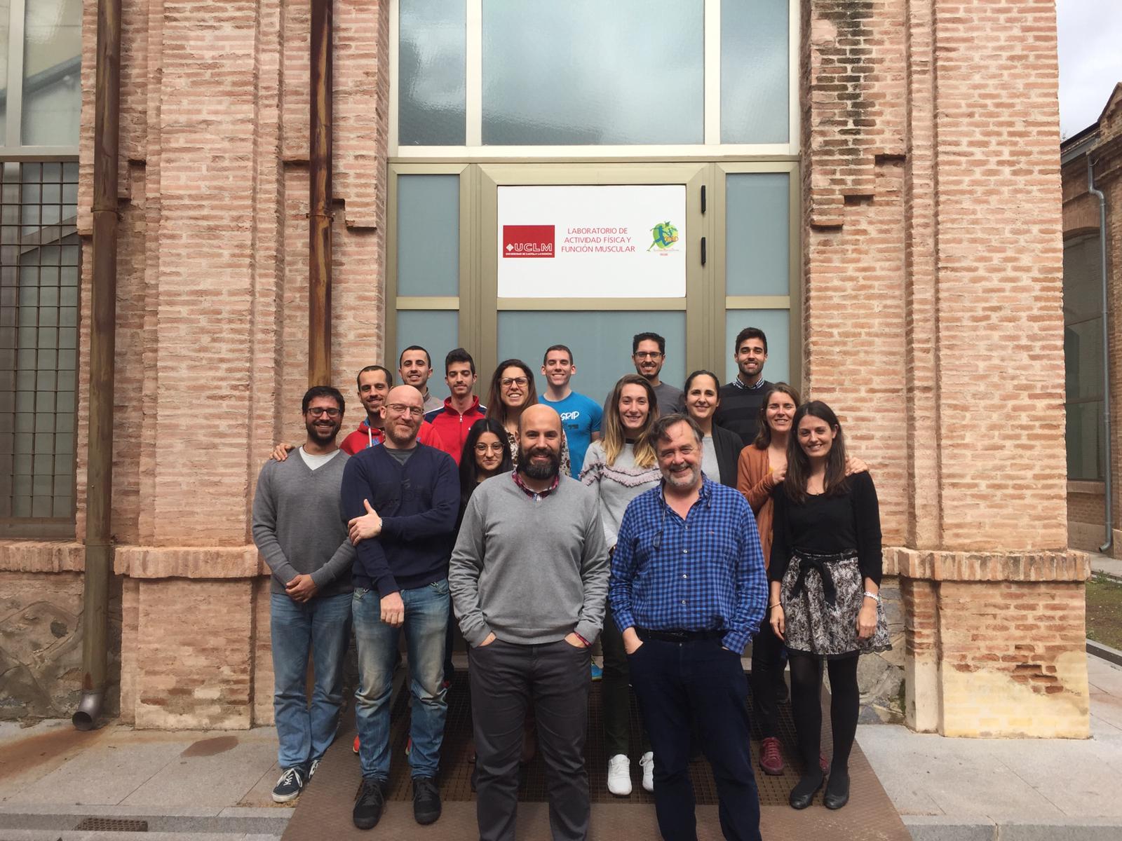 Interrumpir el tiempo sedentario con pequeños períodos de actividad contribuye a reducir el riesgo de fragilidad