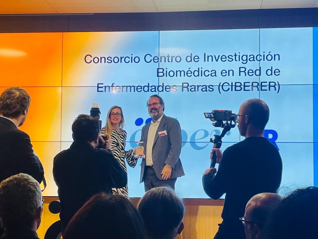CIBERER recibe el Premio Somos Pacientes como iniciativa de fomento de la participación del paciente