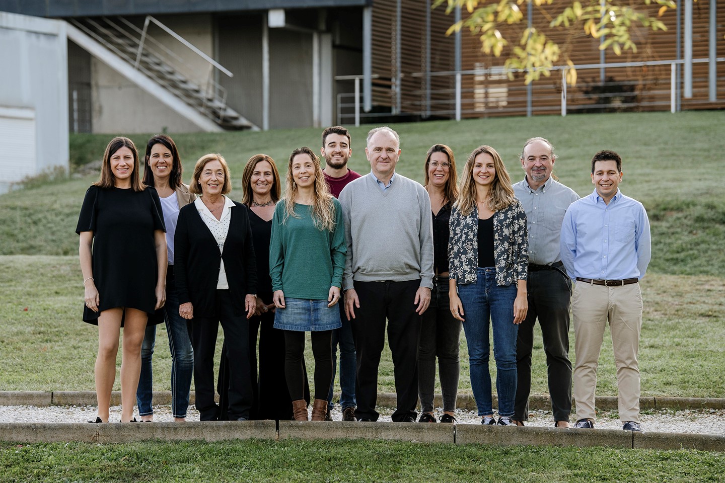 Las personas con menor salud y apoyo social sufrieron más el impacto de la pandemia