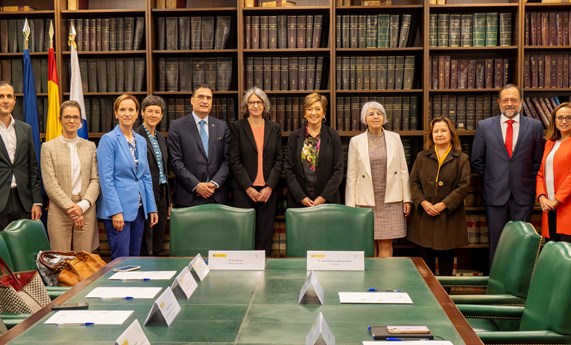 Presentan el Proyecto MePRAM en la visita al ISCIII de responsables de la Sanidad de Suiza Presentan el Proyecto MePRAM en la visita al ISCIII de responsables de la Sanidad de Suiza