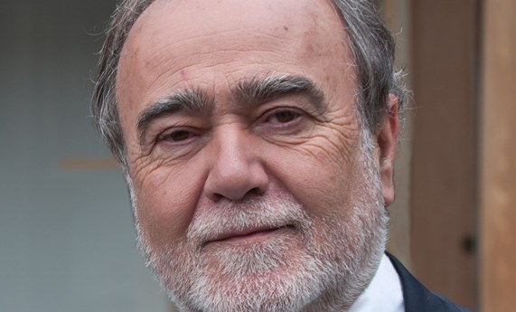 Julio Bobes, presidente de la Academia de Medicina del Principado